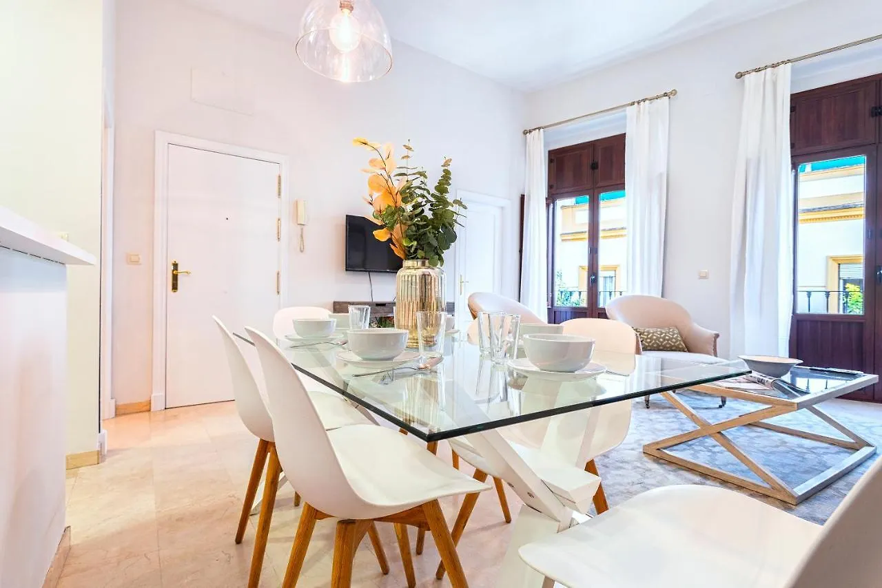 Apartment Genteel Home Arfe Terrace Seville