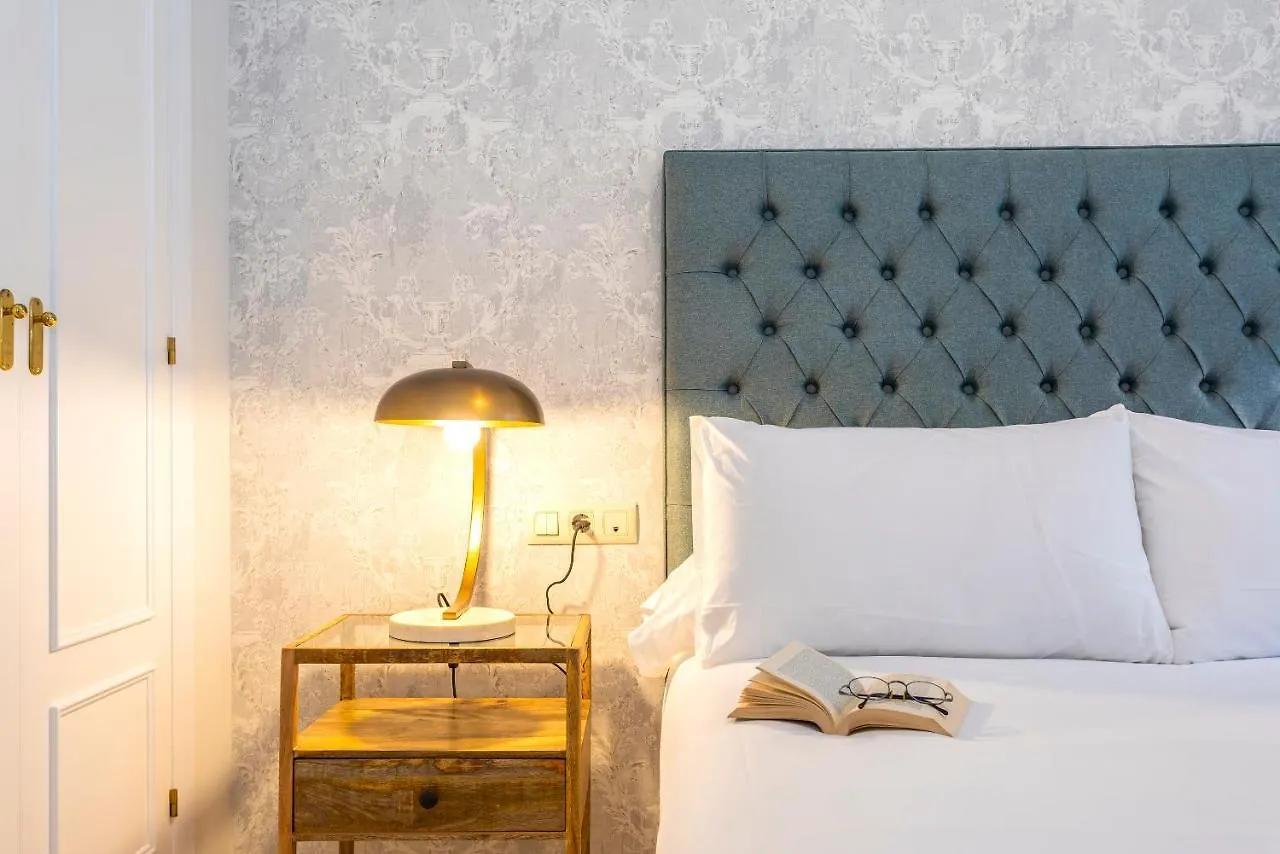 Apartment Genteel Home Arfe Terrace Seville