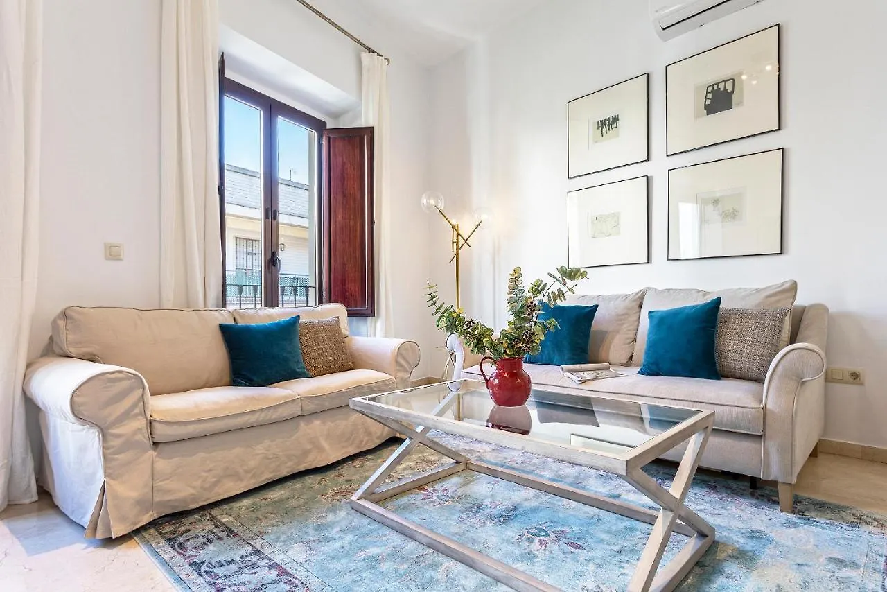 Apartment Genteel Home Arfe Terrace Seville