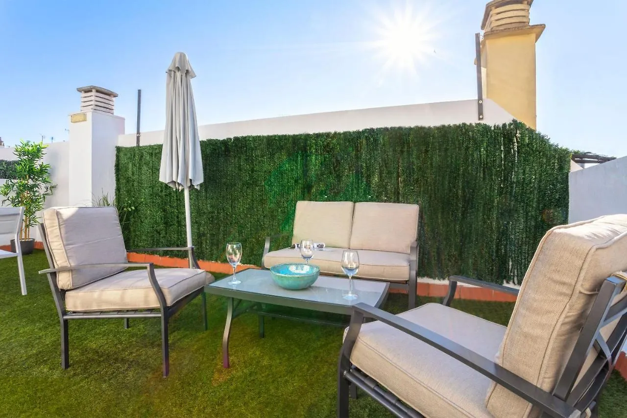 Apartment Genteel Home Arfe Terrace Seville